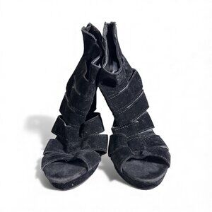 Run Together Women’s Black Strappy High Heels Size 38 – Zip Back Sandals